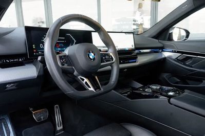 BMW Seria 5 520d M Sport