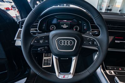 Audi Q7 50 TDI quattro S Line