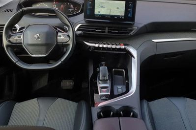 Peugeot 3008 1.5 BlueHDi Allure Pack