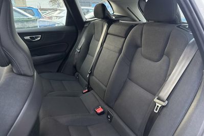 Volvo XC60 B4 B Momentum