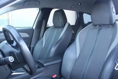 Peugeot 308 1.5 BlueHDi Allure Pack S&S EAT8