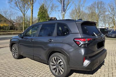 Subaru Forester e-Boxer Platinum  2.0i-L
