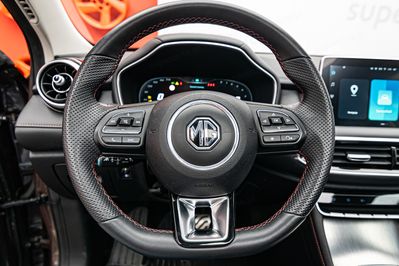 MG HS 1.5 T-GDI Exclusive DCT