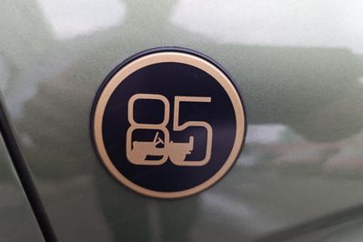 Jeep Avenger Anniversary 85TH 1.2 e-HYBRID