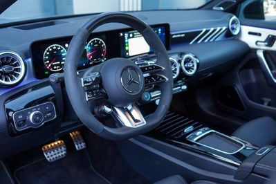 Mercedes Klasa A 35 AMG 4-Matic