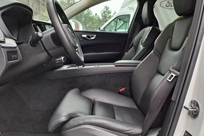 Volvo XC60 T6 Plug-In Hybrid AWD Plus Bright