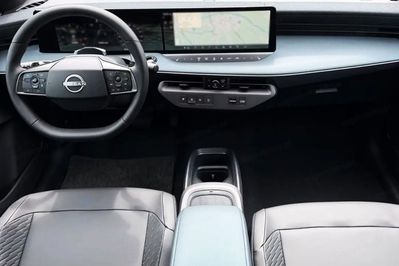 Nissan Leaf Evolve Plus 52kWh 2WD AT