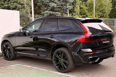 Volvo XC60 B5 B AWD Plus Black Edition