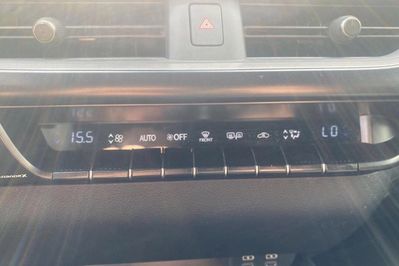 Lexus UX 300h Business