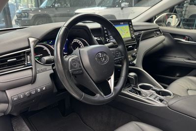 Toyota Camry 2.5 Hybrid Executive CVT