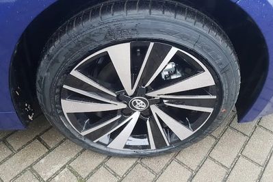 Toyota Corolla Style 1.8 Hybrid