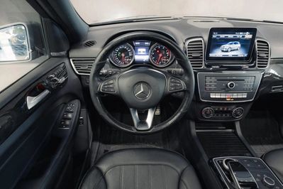 Mercedes GLE 400 4-Matic 9G-TRONIC
