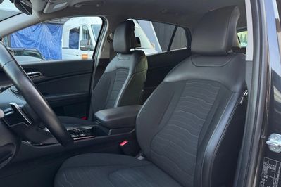 Kia Sportage 1.6 T-GDI Business Line 4WD DCT