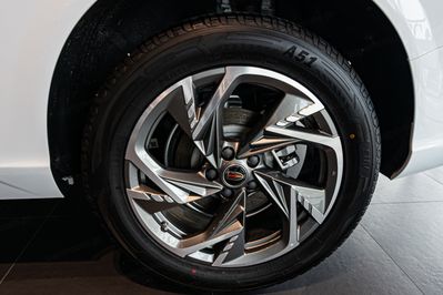 Hongqi HS3 1.5T FWD