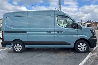 Renault Master dCi L2H2 Extra AT9