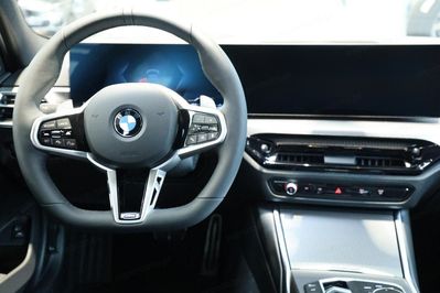 BMW Seria 3 Touring 330i xDrive M Sport