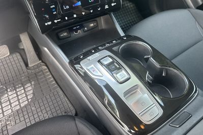 Hyundai Tucson Platinum 1.6 T-GDi HEV  4WD