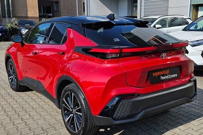Toyota C-HR 2.0 PHEV Dynamic Force Executive