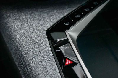 Peugeot 3008 Allure e-DCS 1.2 mHEV