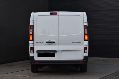 Renault Trafic L2H1 Extra AT9