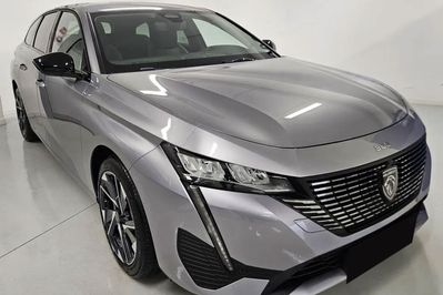 Peugeot 308 Allure EAT8 1.5 BlueHDi