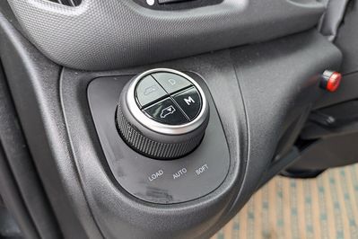 Iveco Daily 70C18 Zabudowa 15EP + Winda