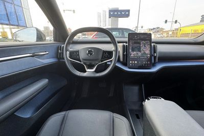 Volvo EX30 Single Motor Extended Range Ultra