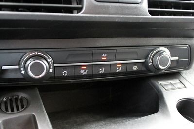 Peugeot Partner Van L2H1 Chłodnia do -20°C