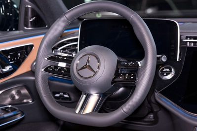 Mercedes Klasa E 220 d 4-Matic AMG