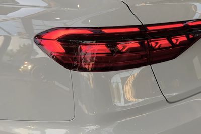 Audi A8 50 TDI quattro