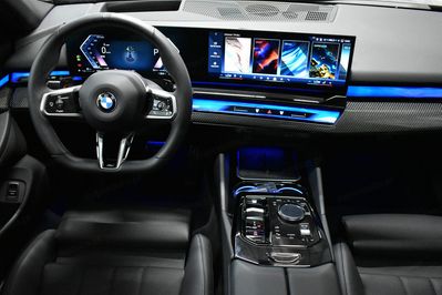 BMW Seria 5 520d mHEV aut