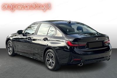 BMW Seria 3 318i