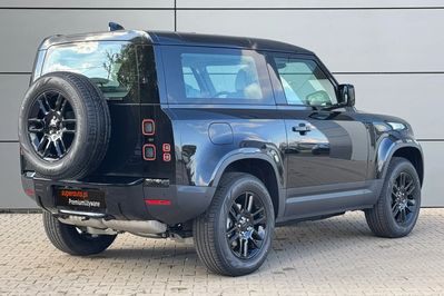 Land Rover Defender D250 mHEV S