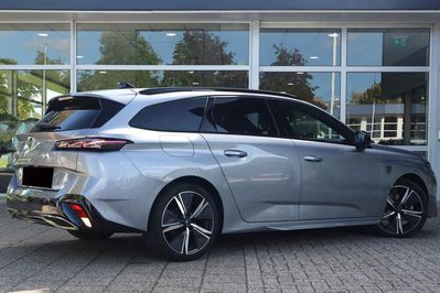 Peugeot 308 GT SW EAT8 1.5 BlueHDi