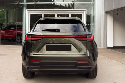 Lexus NX 450h+ Prestige AWD