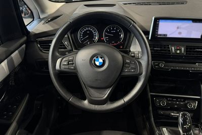 BMW Seria 2 218i aut