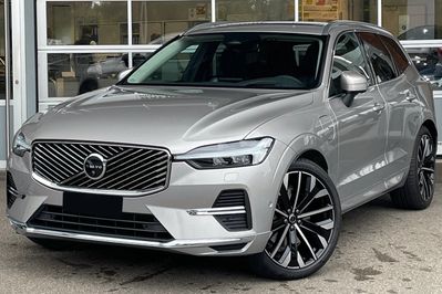 Volvo XC60 T6 Plug-In Hybrid AWD Ultra Bright