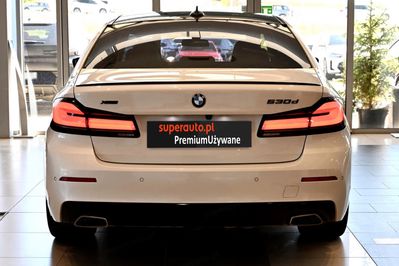 BMW Seria 5 530d xDrive Luxury Line