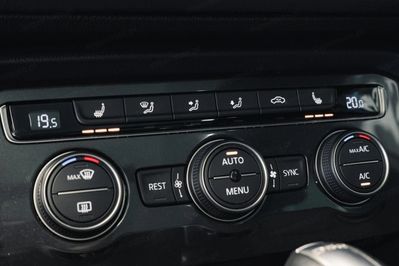 Volkswagen Tiguan 2.0 TSI 4Mot. R-Line DSG