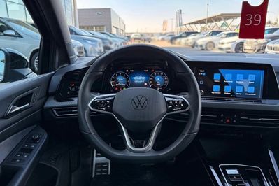 Volkswagen Golf 1.5 Etsi Mhev r-Line Dsg