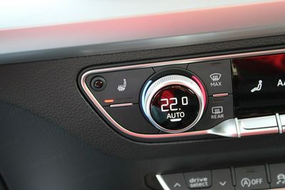Audi Q5 40 TDI mHEV quattro Advanced S tronic
