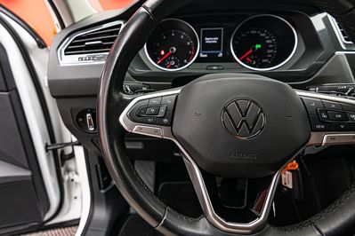 Volkswagen Tiguan 2.0 TSI Life 4Motion DSG