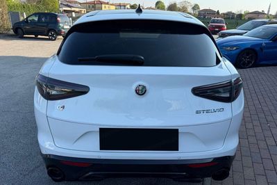 Alfa Romeo Stelvio 2.0 Turbo Veloce Q4