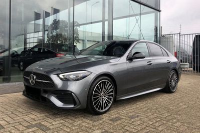 Mercedes Klasa C 200 4-Matic AMG