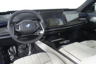 BMW Seria 7 740 xDrive M Sport