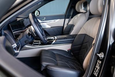 BMW Seria 7 740d xDrive mHEV sport-aut