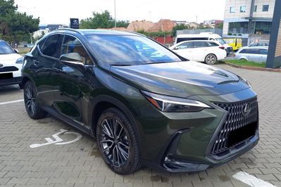Lexus NX 350h Omotenashi 2.5 Hybrid AWD