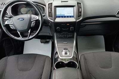 Ford S-MAX Titanium
