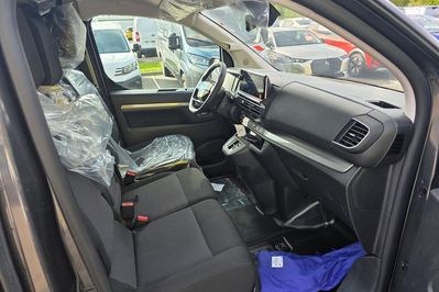 Opel Vivaro XL L2H1 EAT8