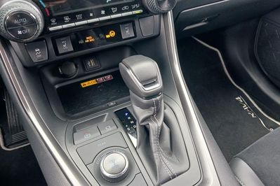 Toyota RAV4 GR Sport 2.5 Hybrid Dynamic Force
